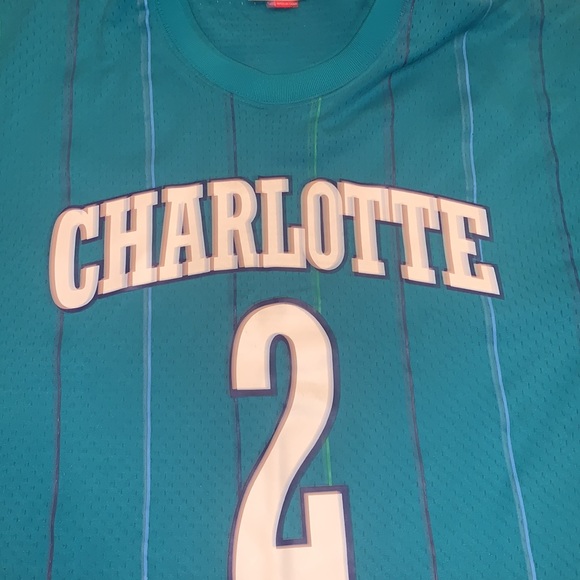 SOLD Mitchell & ness throwback w/hat - Picture 2 of 5